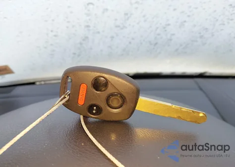 2003 Honda Accord 3.0 Ex z USA, uszkodzony, nr VIN 1HGCM66583A051124